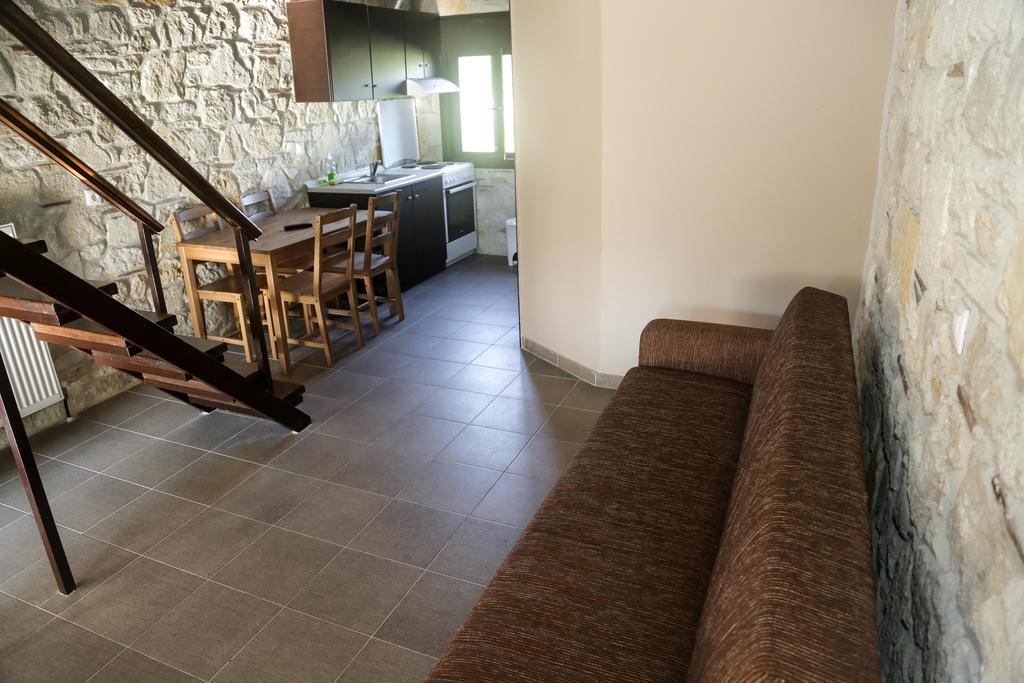 Gioulis Apartments & Studios نيا بلاجيا المظهر الخارجي الصورة